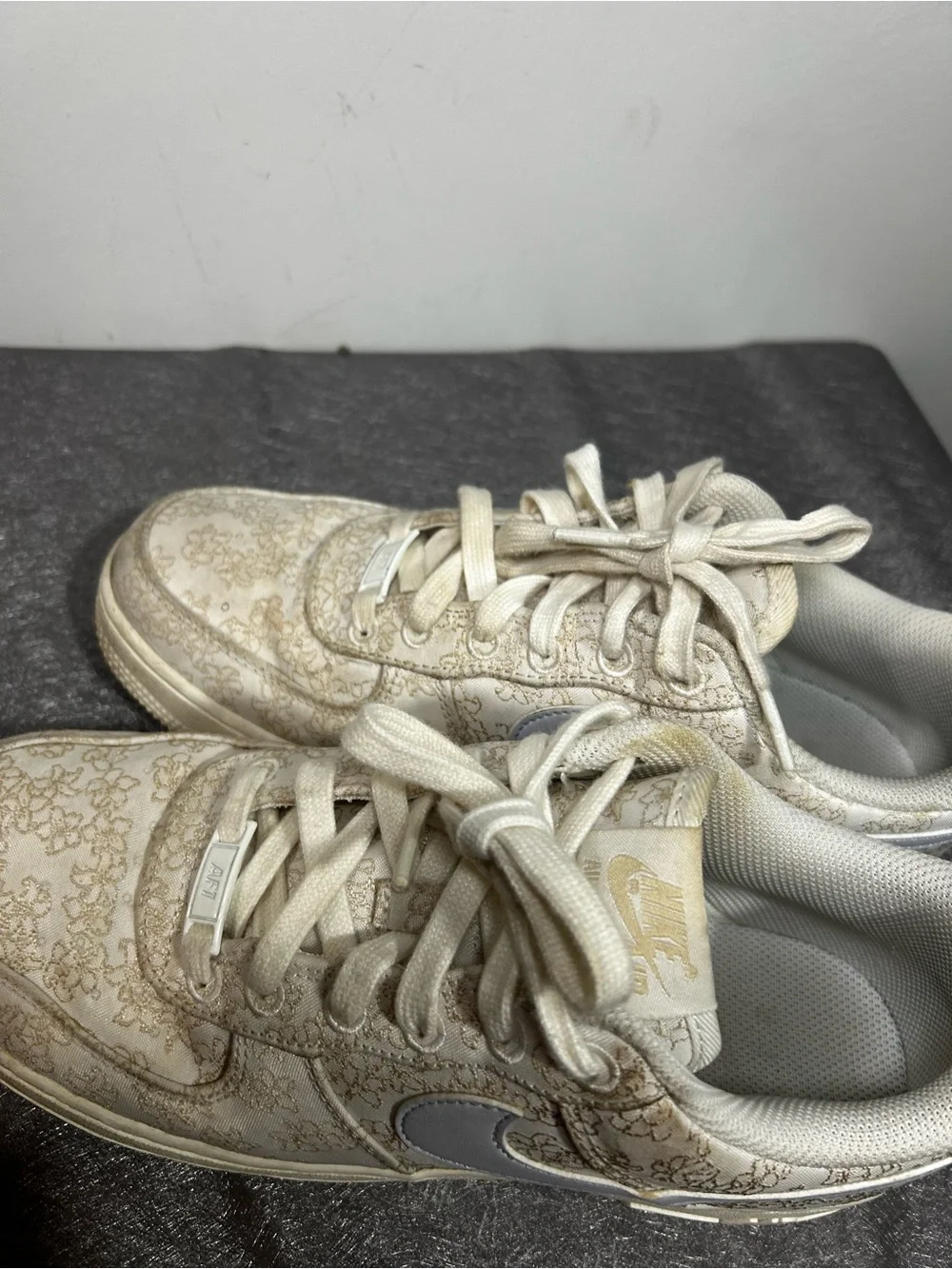 Nike pre owned